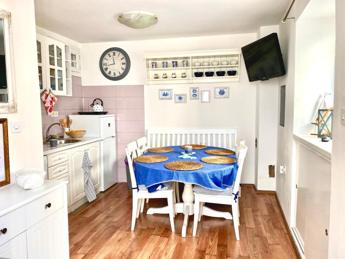 Nyaraló Family House Between Split And Trogir